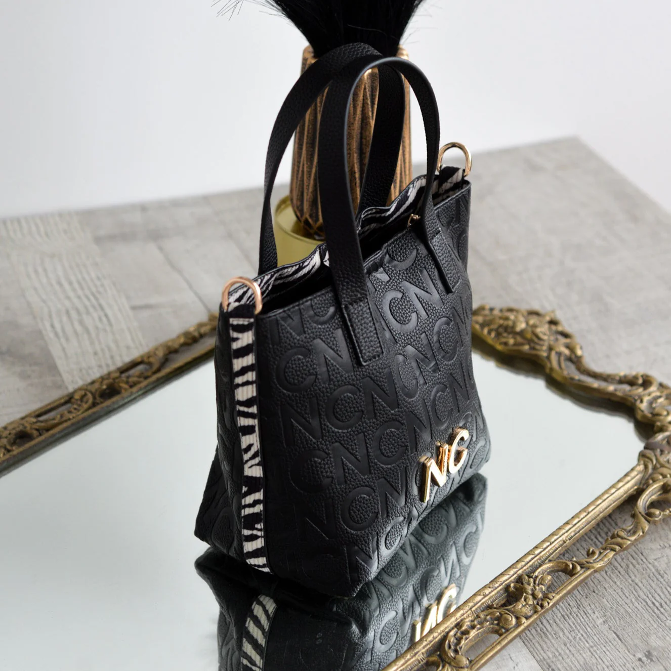 Bolso cubo animal print Noco Negro - Imagen 2