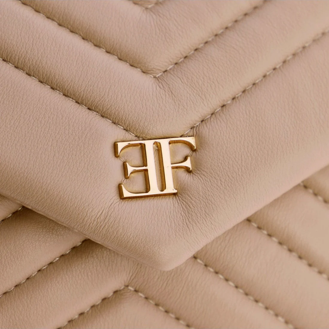 Bolso de hombro solapa Eferri Valeria Beige - Imagen 3