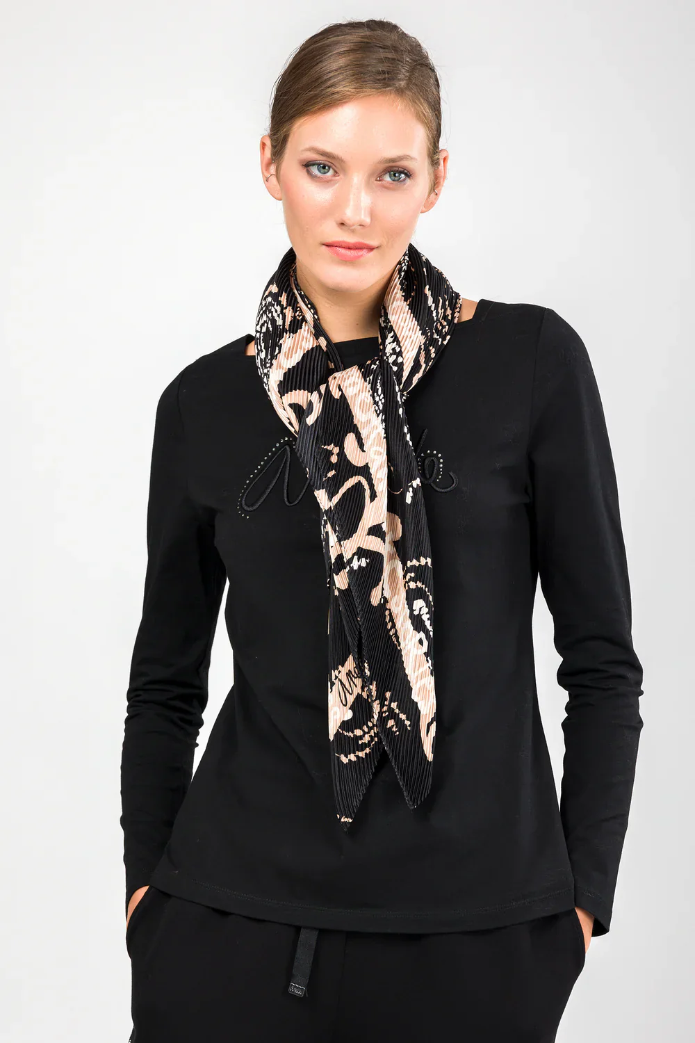 Pañuelo cuadrado plisado Anekke - Imagen 3